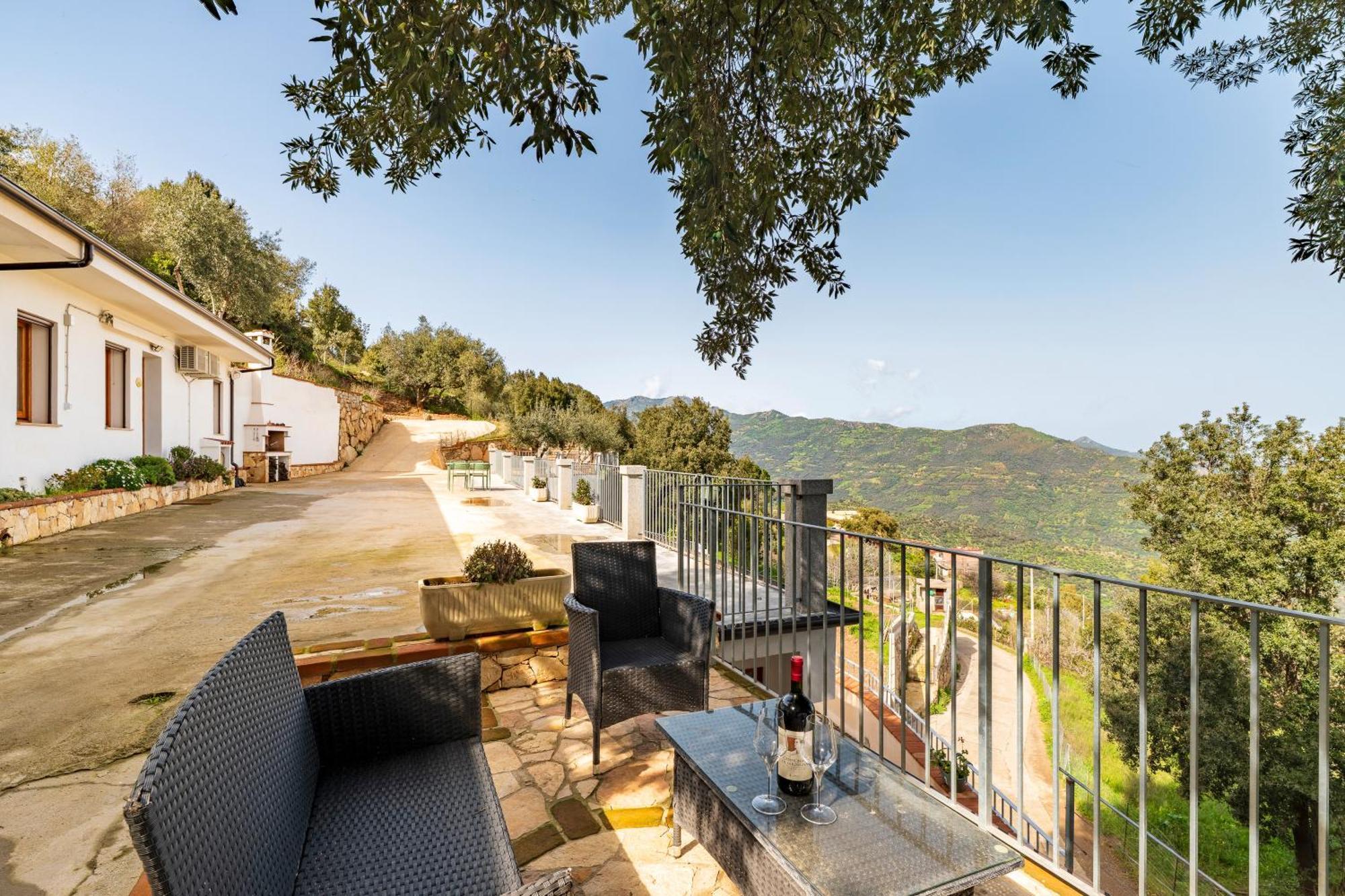 Casa Jerzu S'Essia De Su Santuヴィラ エクステリア 写真